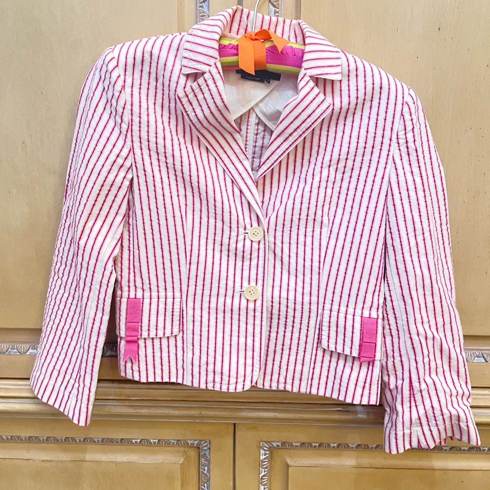 BCBG Max Azria blazer. In great condition! From a smoke-free home.